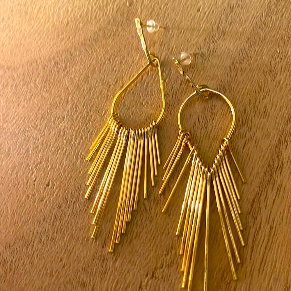 Gold plated fringe post earrings